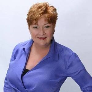 Meet your Posher, Suzanne